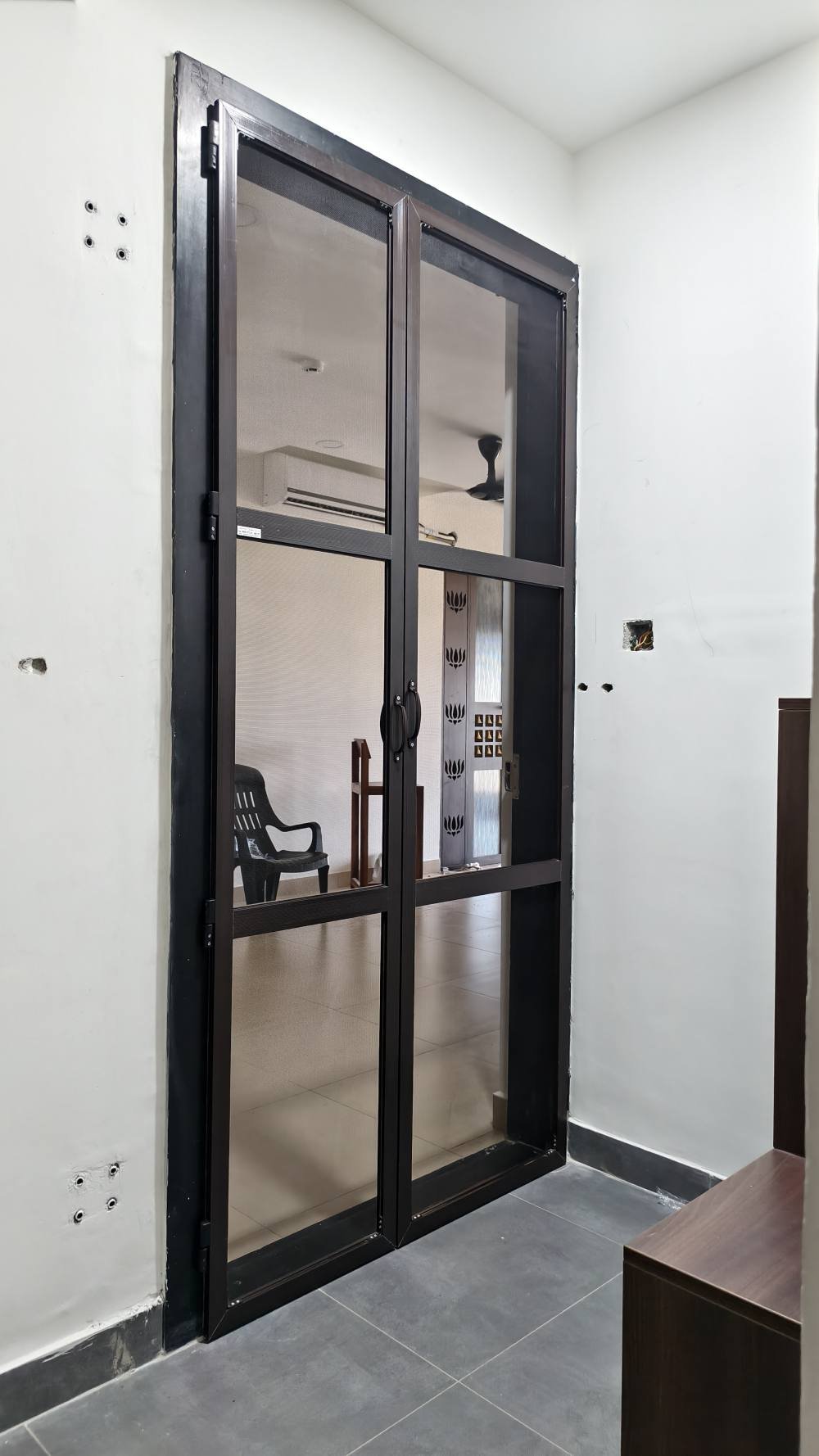 Double Door Mosquito Net 2
