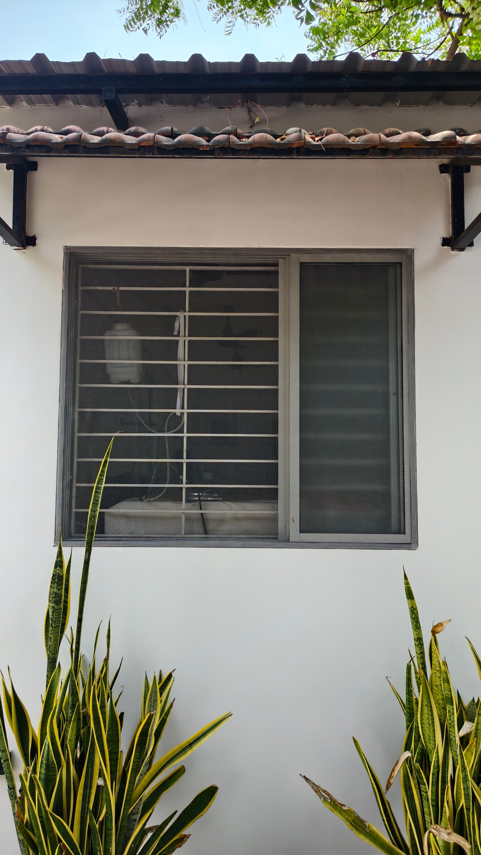 Velcro Type Window Mosquito Net 2